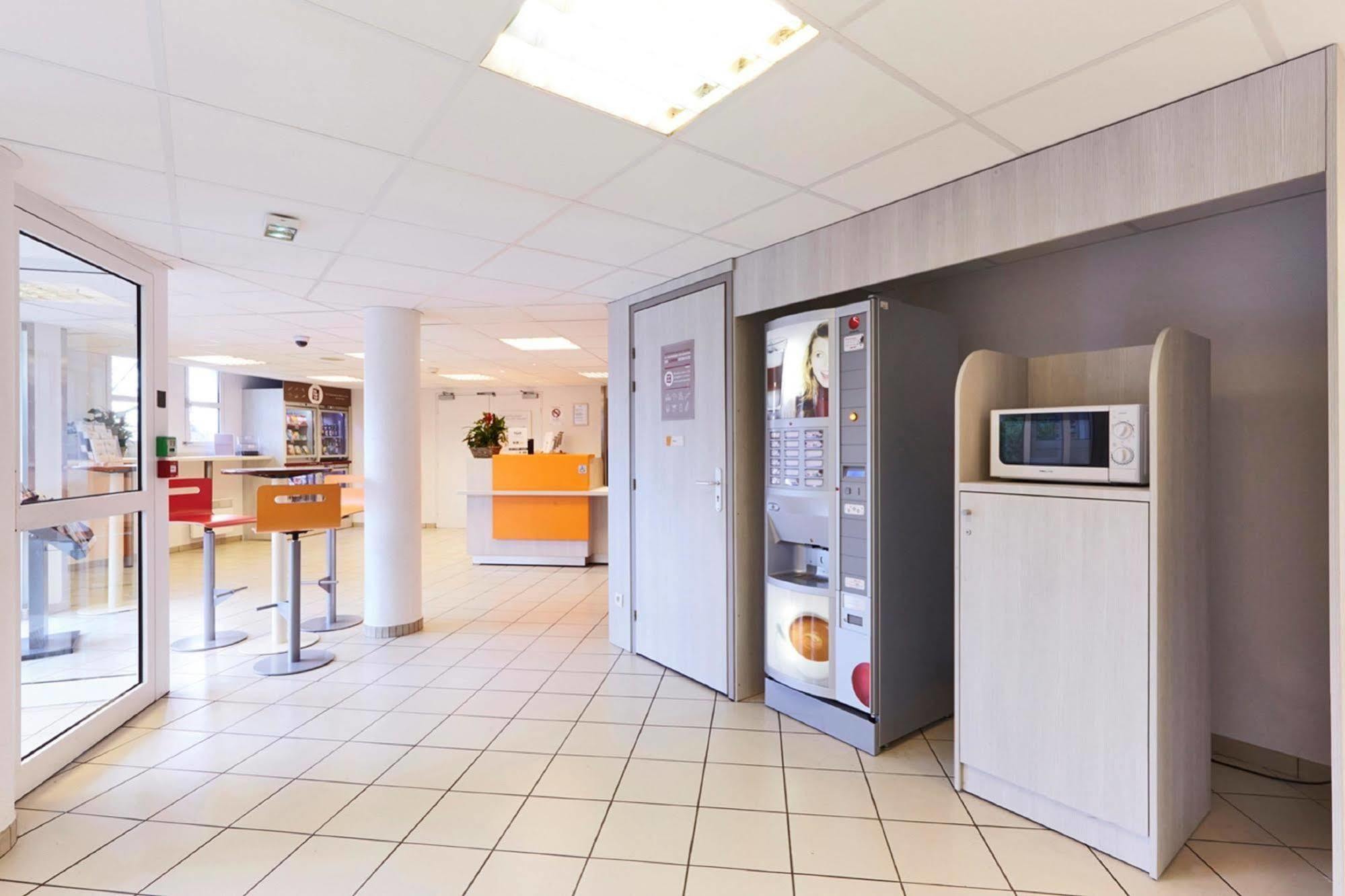 Hotel Premiere Classe Marne La Vallee - Thibault Des Vignes 2*